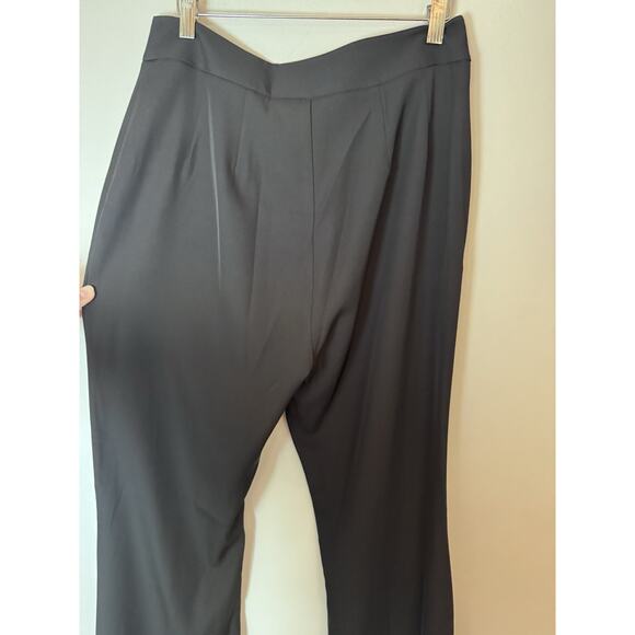 Tuckernuck Black High Waisted Flared Pants Sz M NEW - Picture 10 of 12
